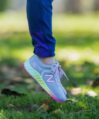 new balance girls size 13