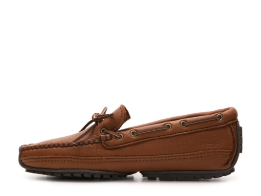 Minnetonka Weekend Loafer Men's Shoes | DSW