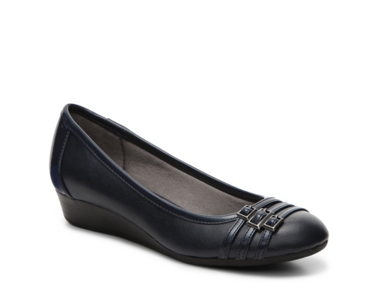 dsw shoes wide width