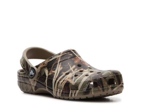 womens camo crocs