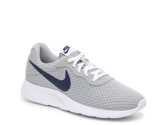 nike tanjun canada womens