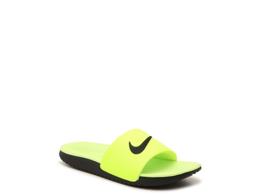 nike neon flip flops