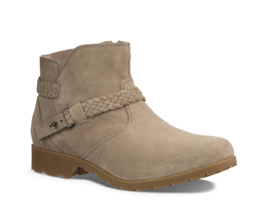 dsw teva boots