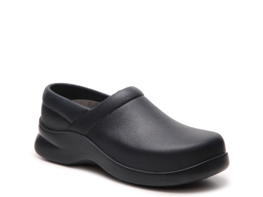 klogs nursing shoes clearance