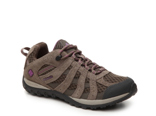 columbia redmond hiking boots