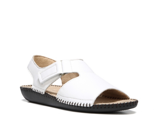 naturalizer scout flat sandals