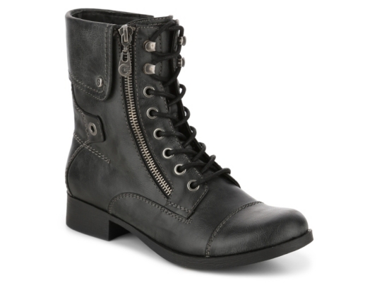 black guess boots