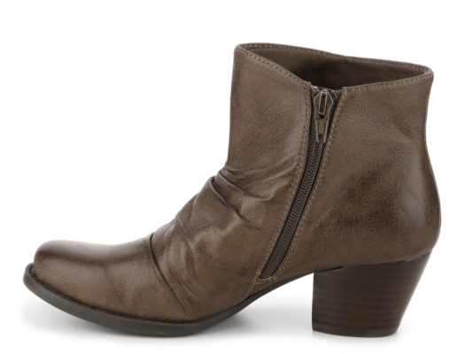 Bare Traps Riviera Bootie Women�s Shoes DSW