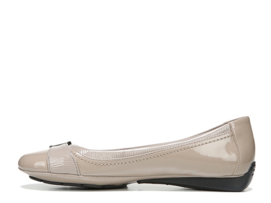 lifestride vivienne ballet flat