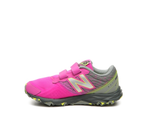 dsw trail running shoes