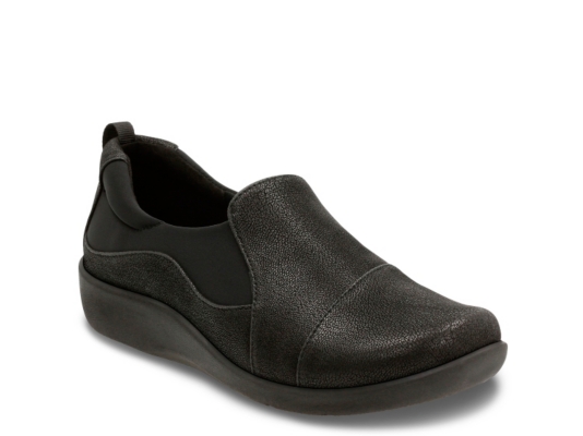 clarks comfy work shoes