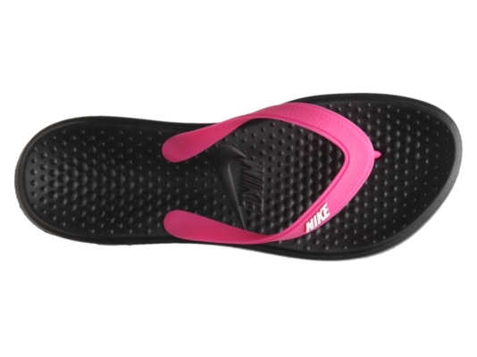 dsw nike flip flops