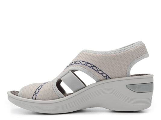 bzees sandals at dsw