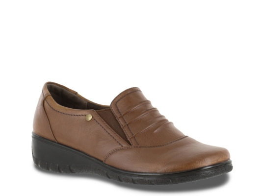 Easy Street Ultimate Slip-On Women's Shoes | DSW