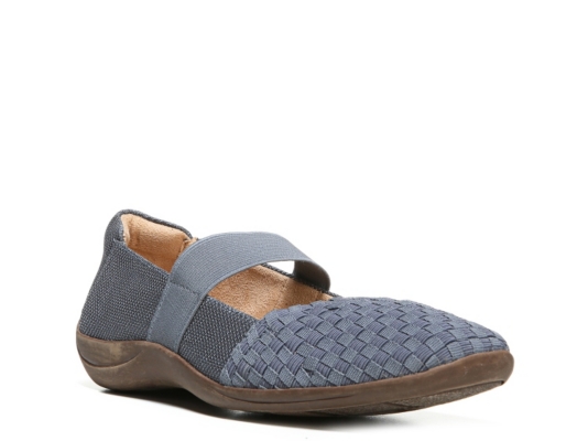 naturalizer alexa flat