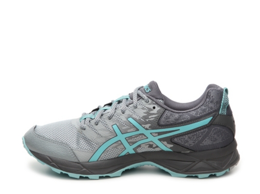 dsw trail running shoes