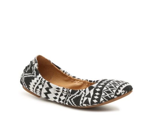 dsw ballet flats black