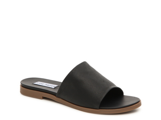 dsw black flip flops