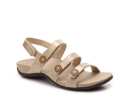 dsw vionic flip flops