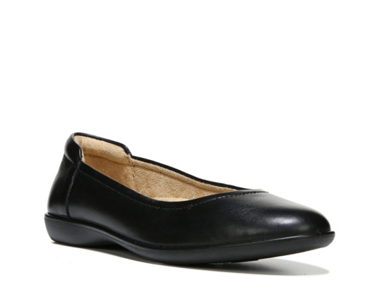 naturalizer flexy flats red