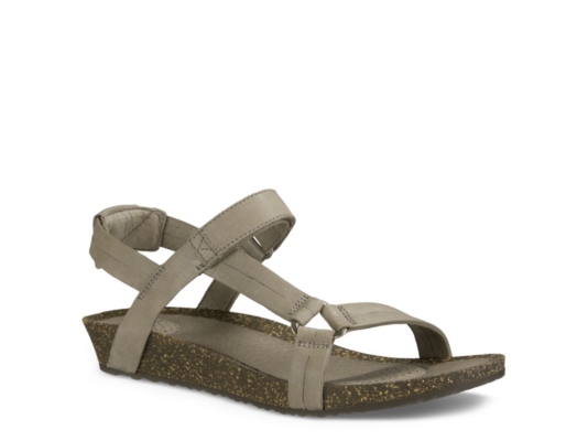 dsw tevas