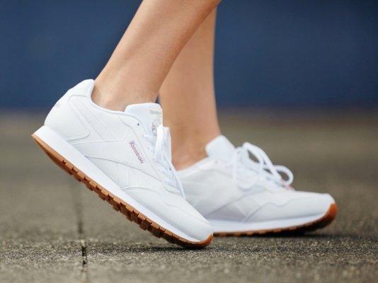classic harman run sneaker