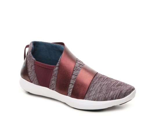 slip on training shoes