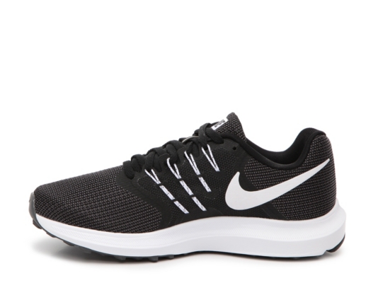 nike women's swift running shoes