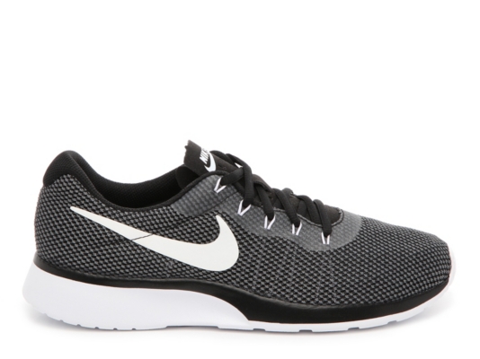 men's nike tanjun shoes