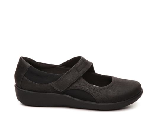 clarks slip on trainers