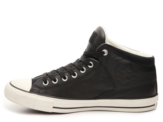 stuart weitzman kneezie