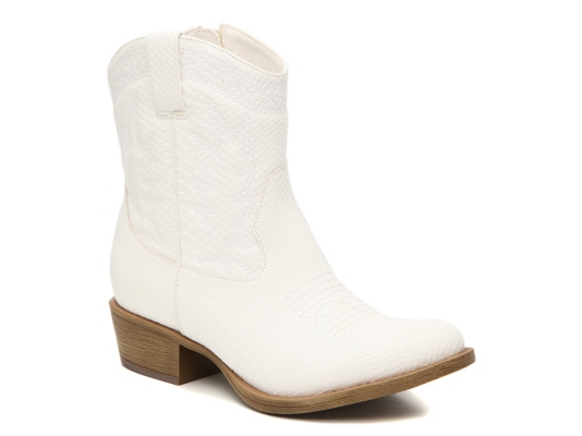 dsw cowboy boots