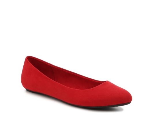 red flat shoes near me