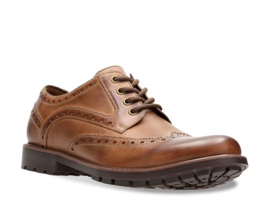 clarks wingtip oxford