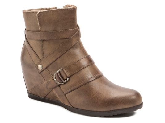 Bare Traps Tainya Wedge Bootie Women�s Shoes DSW