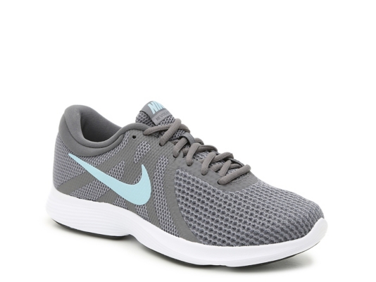 women's nike revolution 4