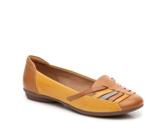 dsw clarks flats