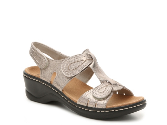 dsw clarks womens