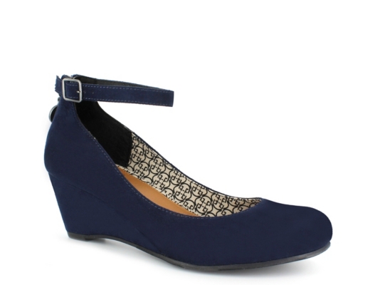 Daisy Fuentes Tessa Wedge Pump Women's Shoes | DSW