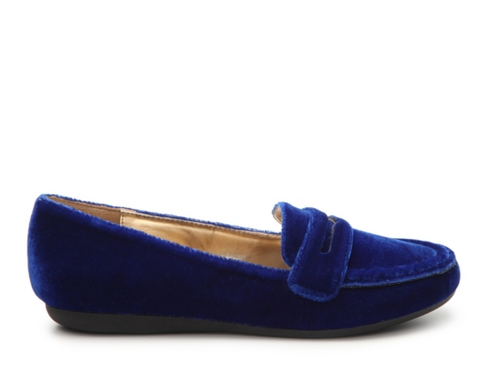 womens velvet loafers