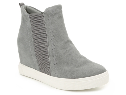 isa wedge sneaker