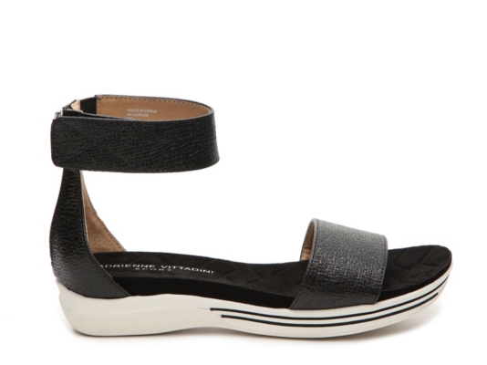 adrienne vittadini athletic sandals