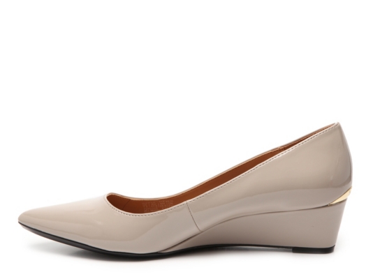 calvin klein garya wedge pump