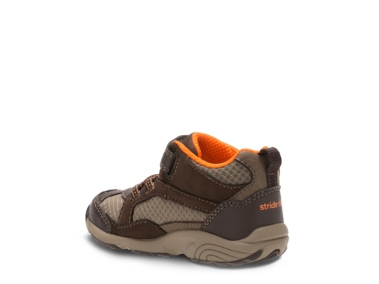 dsw stride rite