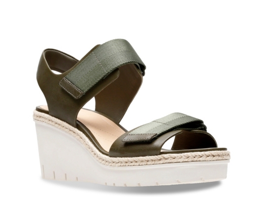 dsw clarks wedges