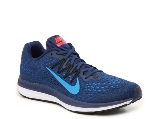 nike zoom winflo running