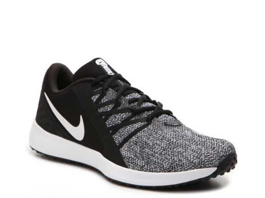 nike varsity compete trainer shoes
