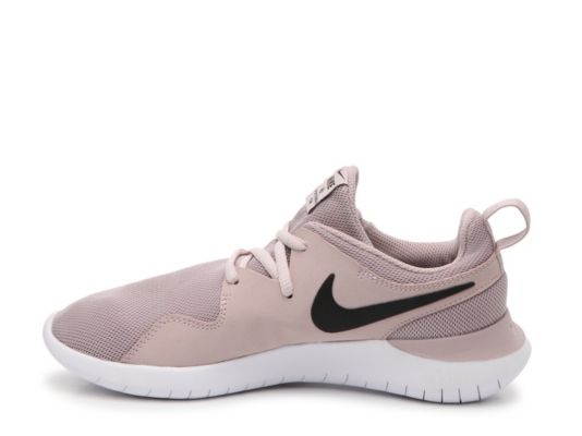 nike tessen women's