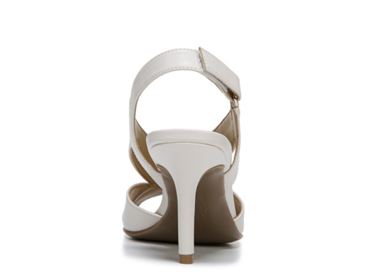 naturalizer barrie sandal