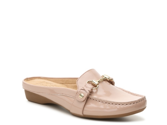 naturalizer mules clogs